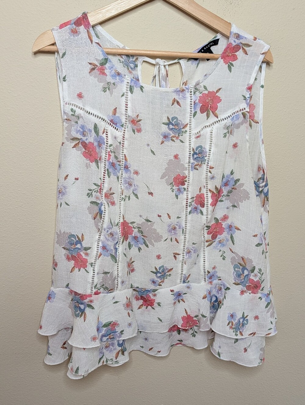 Zac & Rachel White Floral Sleeveless Top Size XL Lace Trim Ruffle Hem Tie Back‎